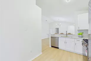 2472 Sagemont Dr, Brandon, FL 33511 - Photo 17