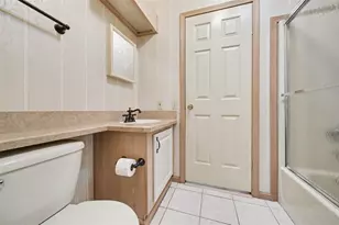 1204 Maria Ct, Lady Lake, FL 32159 - Photo 25