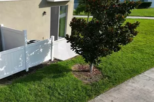 2634 Pleasant Cypress Cir, Kissimmee, FL 34741 - Photo 9