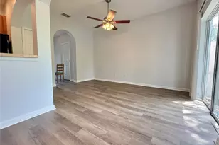 823 Pine Pointe Ln, Orlando, FL 32828 - Photo 5