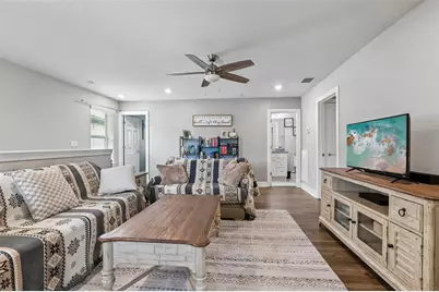 7673 Yale Harbor Drive, Wesley Chapel, FL 33545 - Photo 17