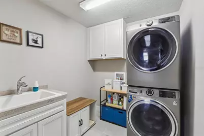 7673 Yale Harbor Drive, Wesley Chapel, FL 33545 - Photo 29