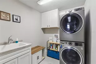 7673 Yale Harbor Dr, Wesley Chapel, FL 33545 - Photo 29