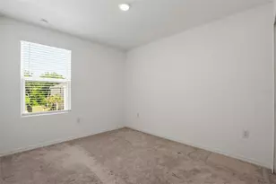 3002 Canary Ave, Davenport, FL 33837 - Photo 17
