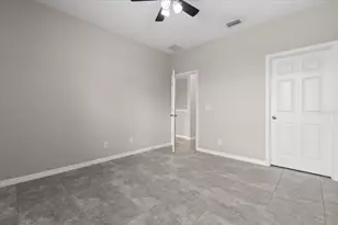 1046 Grand Hilltop Dr, Apopka, FL 32703 - Photo 11