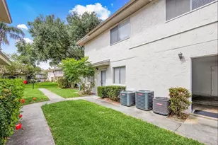 1829 Bough Ave, Clearwater, FL 33760 - Photo 17