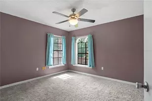 9109 Queen Elizabeth Ct, Orlando, FL 32818 - Photo 35