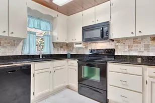 5824 Delta St, Orlando, FL 32807 - Photo 9
