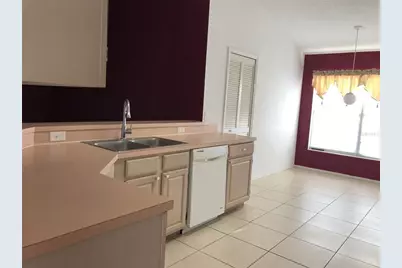 2673 Chatham Circle, Kissimmee, FL 34746 - Photo 13
