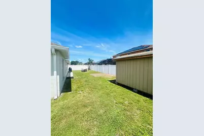 340 Edgewood Court, Kissimmee, FL 34759 - Photo 5