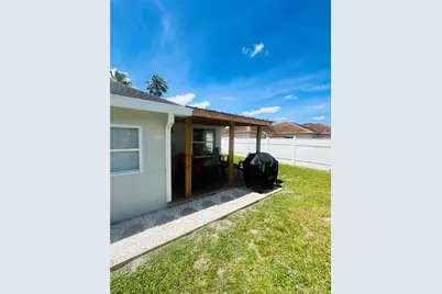 340 Edgewood Court, Kissimmee, FL 34759 - Photo 9