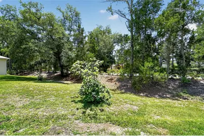 11226 Primrose Circle, Bradenton, FL 34202 - Photo 9