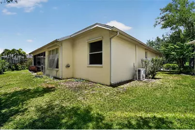 11226 Primrose Circle, Bradenton, FL 34202 - Photo 13
