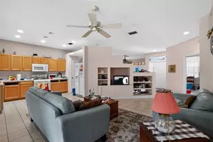 11226 Primrose Cir, Bradenton, FL 34202 - Photo 21