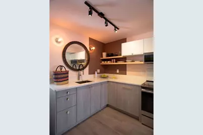 6990 Grevilla Avenue S, South Pasadena, FL 33707 - Photo 9