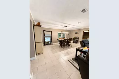 2746 Mendelin Street, Apopka, FL 32703 - Photo 9