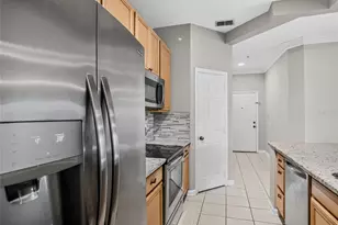 6166 Stevenson Dr, Orlando, FL 32835 - Photo 11