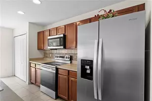 2123 Portcastle Cir, Winter Garden, FL 34787 - Photo 11