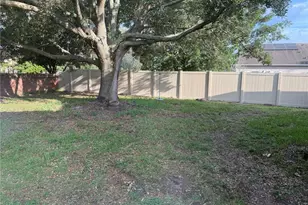 8376 Lake Amhurst Tr, Orlando, FL 32829 - Photo 23