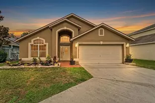 8376 Lake Amhurst Tr, Orlando, FL 32829 - Photo 1