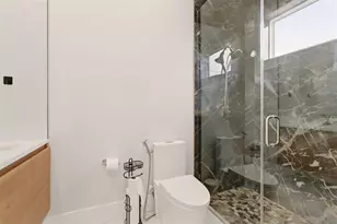 9889 Lake Georgia Dr, Orlando, FL 32817 - Photo 39