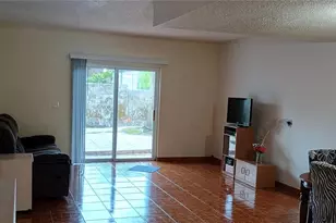 11727 Wesson Circle, Tampa, FL 33618 - Photo 3