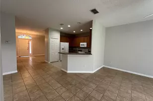 10360 Sandy Marsh Ln, Orlando, FL 32832 - Photo 5