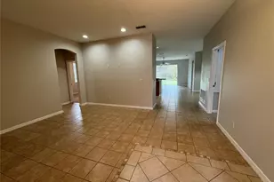 10360 Sandy Marsh Ln, Orlando, FL 32832 - Photo 3
