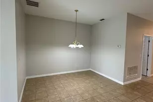 10360 Sandy Marsh Ln, Orlando, FL 32832 - Photo 11