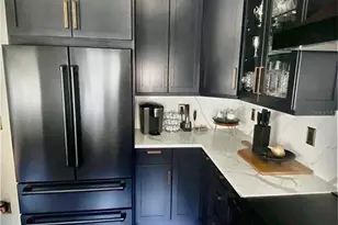 6013 Bowen Daniel, Tampa, FL 33616 - Photo 7
