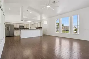 5549 Loma Vista Loop, Loughman, FL 33858 - Photo 11