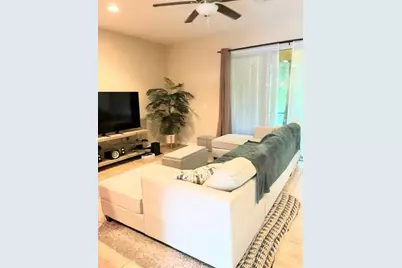 13805 River Fish Court, Tampa, FL 33637 - Photo 7