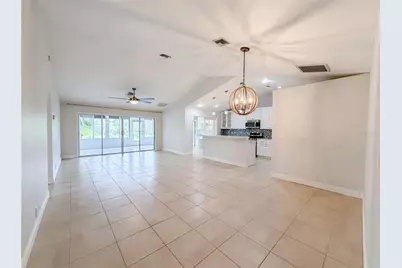 4816 61st Avenue Terrace W, Bradenton, FL 34210 - Photo 3
