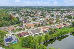2358 Oldfield Dr, Orlando, FL 32837 - Photo 9