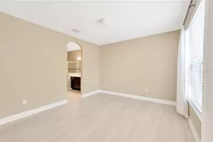 16065 Bella Woods Dr, Tampa, FL 33647 - Photo 7