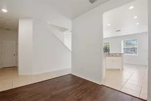 20506 Carolina Cherry Ct, Tampa, FL 33647 - Photo 9