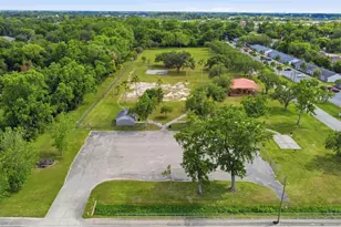 2449 Marshall Ave, Sanford, FL 32771 - Photo 9