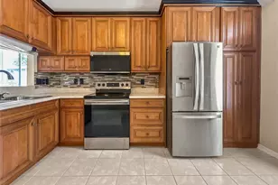 4842 Wellbrook Dr, New Port Richey, FL 34653 - Photo 5