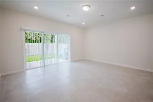 3239 Canyon Bay Pt, Sanford, FL 32773 - Photo 11