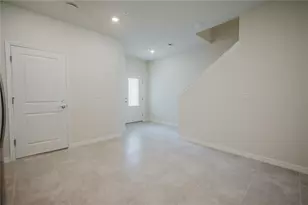 3239 Canyon Bay Pt, Sanford, FL 32773 - Photo 9