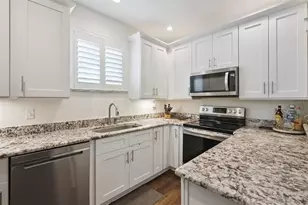 2401 Legacy Lake Dr, Maitland, FL 32751 - Photo 11