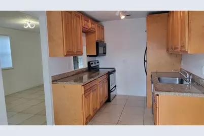 4023 Versailles Drive #4023F, Orlando, FL 32808 - Photo 7