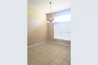 2906 Sweetspire Circle, Kissimmee, FL 34746 - Photo 9