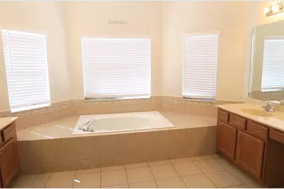 2906 Sweetspire Circle, Kissimmee, FL 34746 - Photo 15