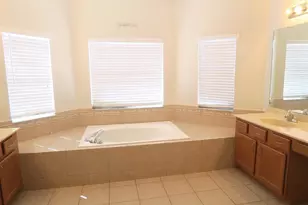 2906 Sweetspire Cir, Kissimmee, FL 34746 - Photo 15