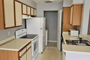 1075 S Hiawassee Rd, Orlando, FL 32835 - Photo 7