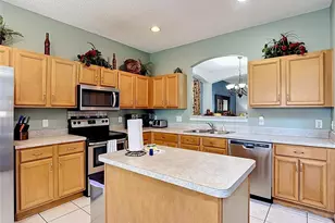 8505 Palm Harbor Dr, Kissimmee, FL 34747 - Photo 7