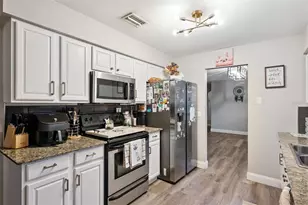 1335 Yvonne St, Apopka, FL 32712 - Photo 15