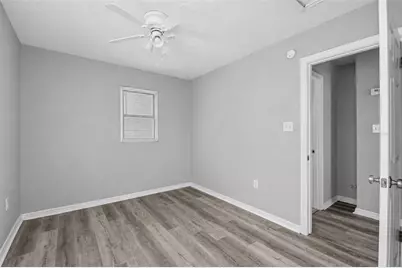 6726 S Dauphin Avenue, Tampa, FL 33611 - Photo 17