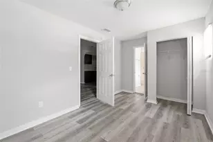 6726 S Dauphin Ave, Tampa, FL 33611 - Photo 23